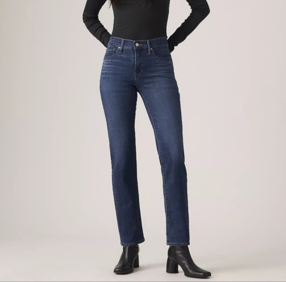 Levi's 314 Shaping Straight Jeans Medium Wash